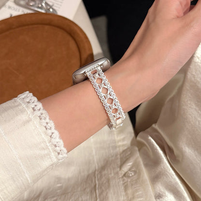 Lace-Inspired Pearl Band for Apple Watch