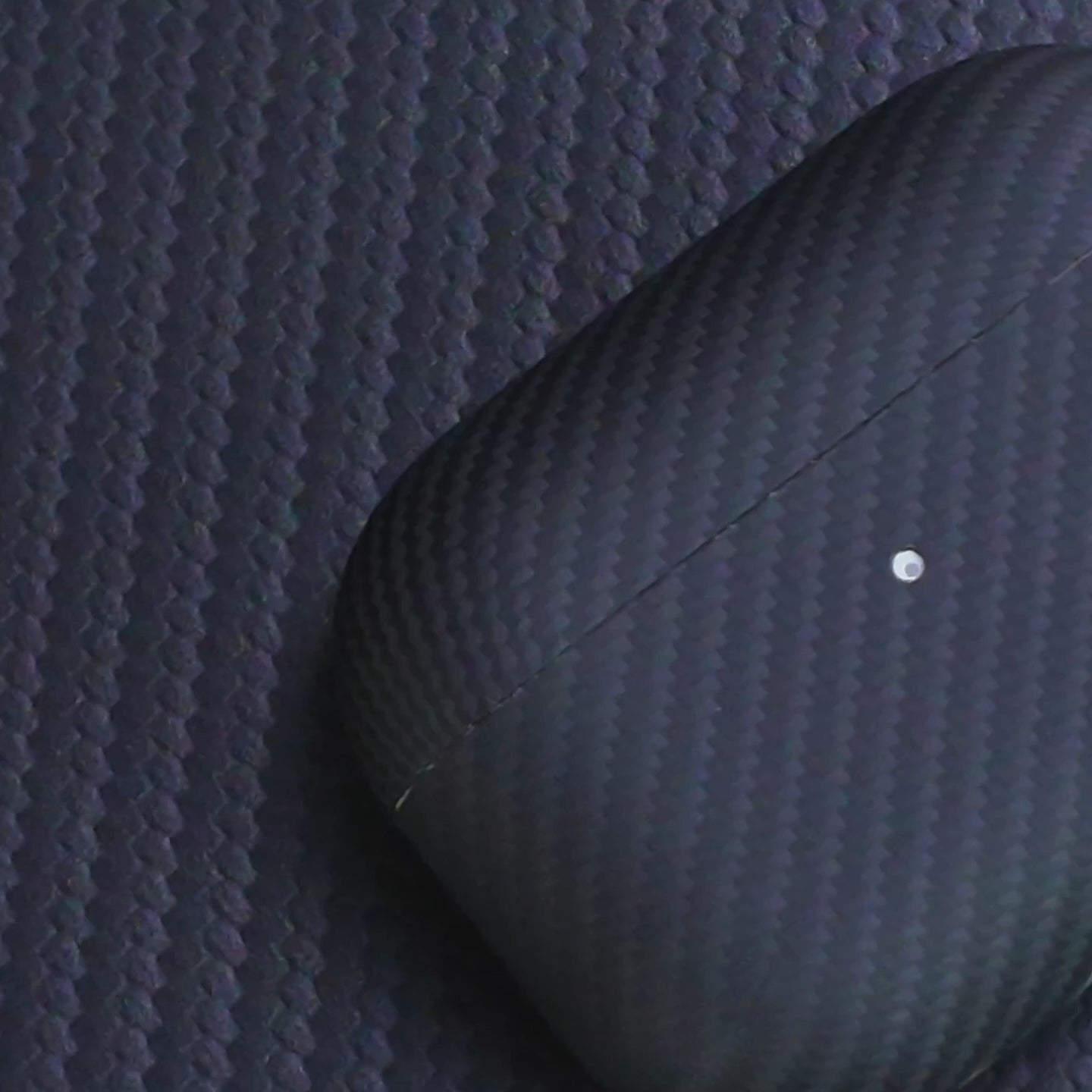 Carbon Fibre Case for AirPods 4 / Pro 2